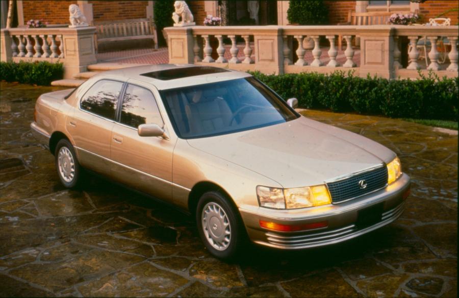  Lexus LS400 1990 года  (фото 6 из 8)
